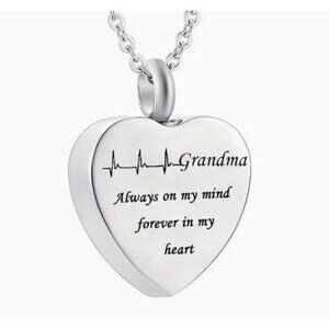 Grandma / Grandmother Memory Heart Cremation Urn Pendant Necklace For Ashes